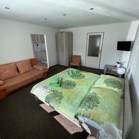 Apartmany Pri Zvonici Oravsky Podzamok Exteriör bild