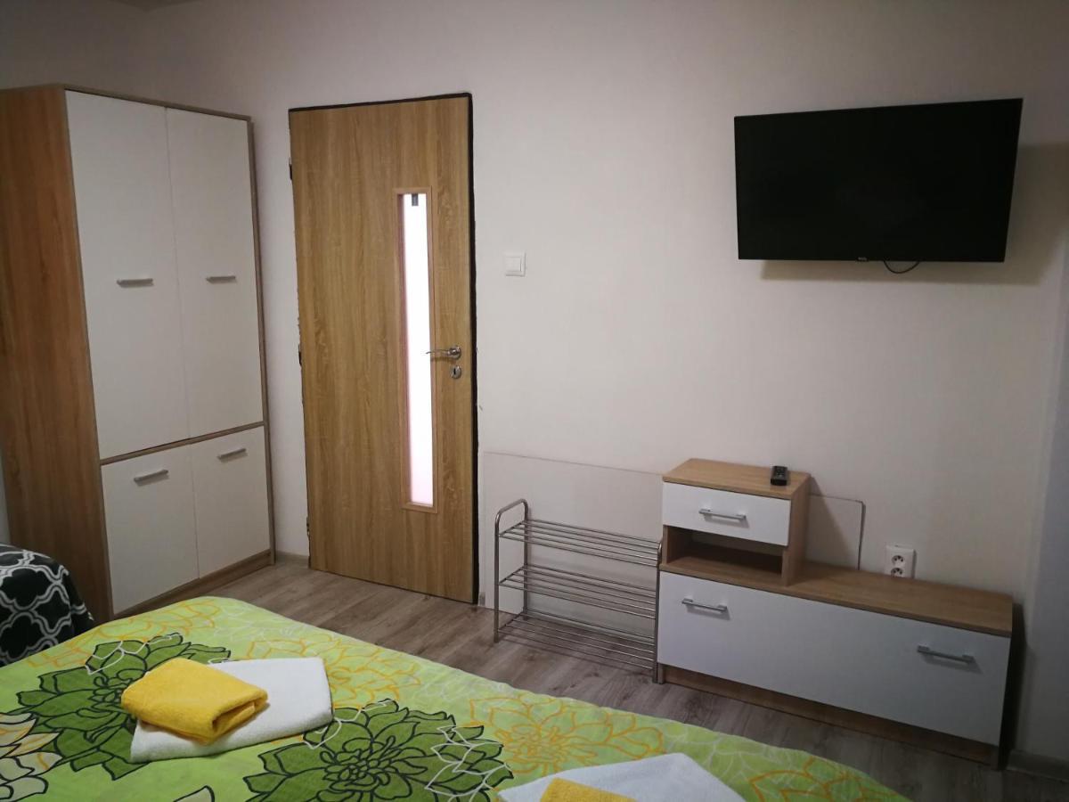 Apartmany Pri Zvonici Oravsky Podzamok Exteriör bild